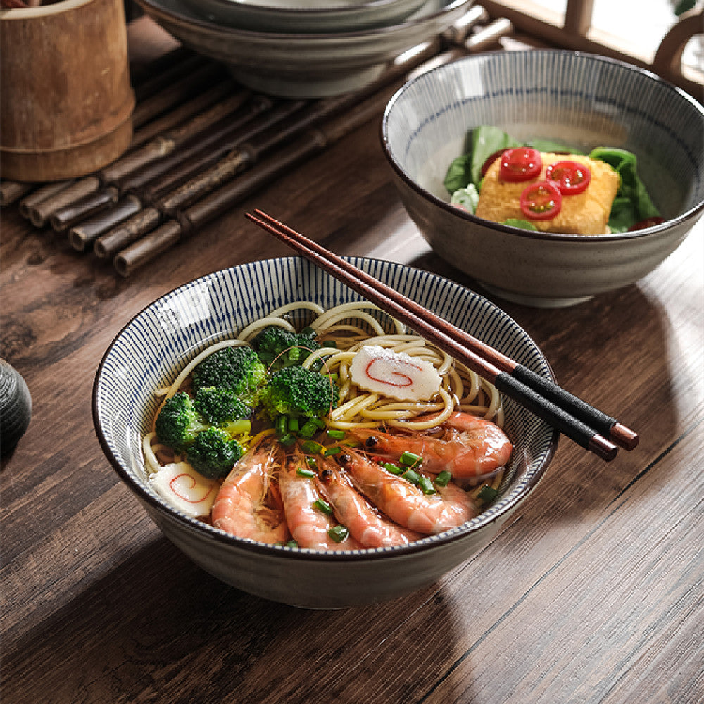 Large Japanese Ceramic Ramen Bowl for Commercial Use